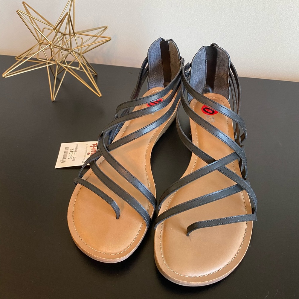 Adorable Carlos by Carlos Santana Sandals